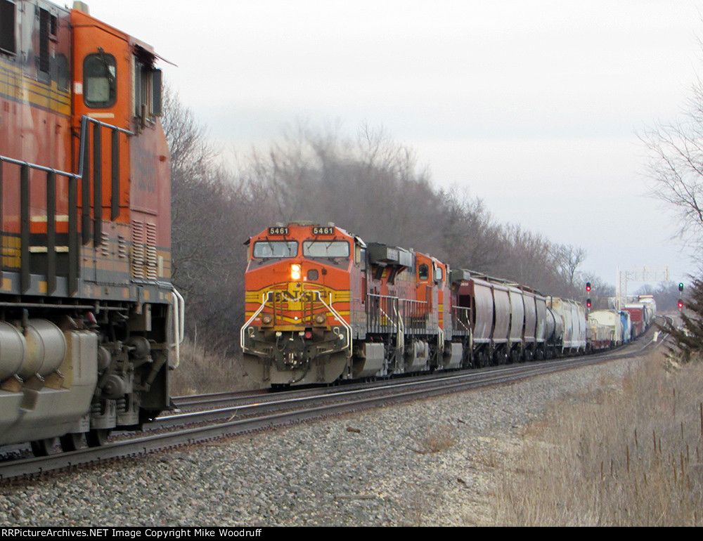 BNSF 5461